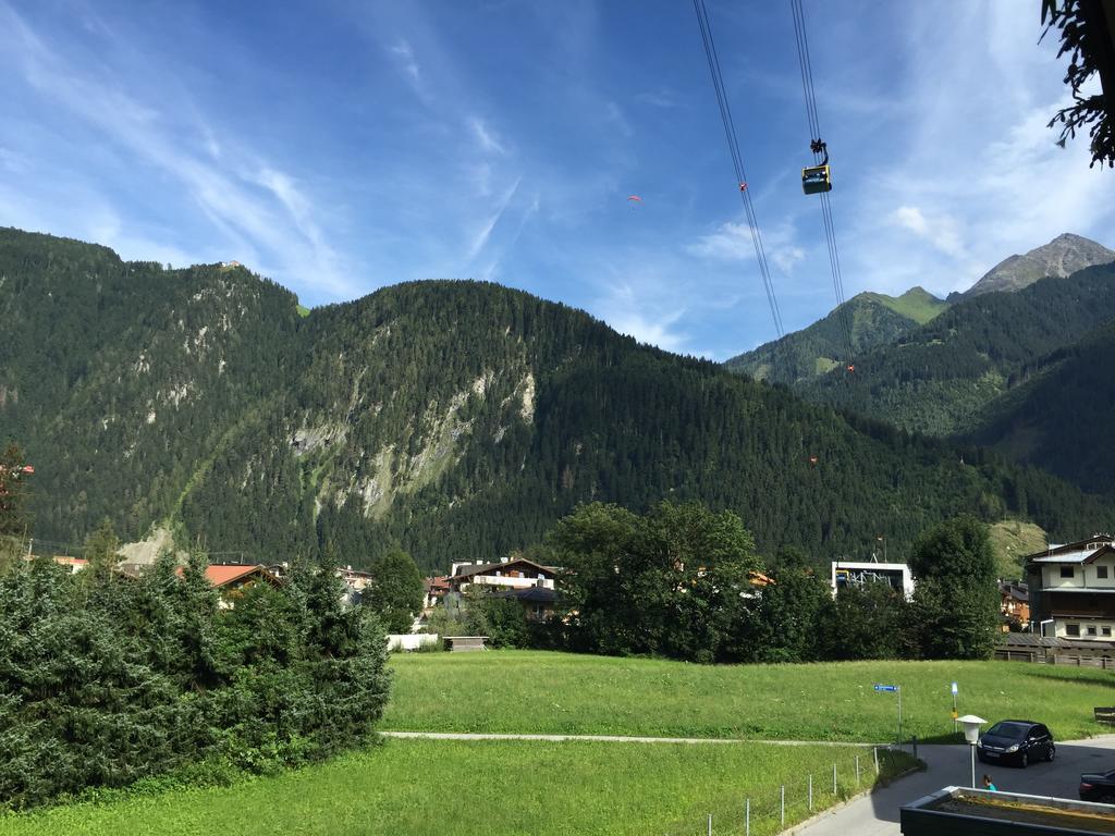 Royal Waldfeld Mayrhofen Exterior foto