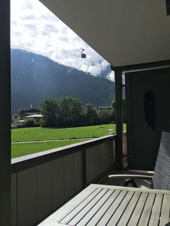 Royal Waldfeld Mayrhofen Exterior foto